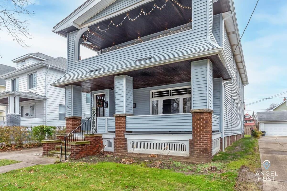 Beautifully Remodeled Duplex Apt In West Blvd Cleveland Kültér fotó