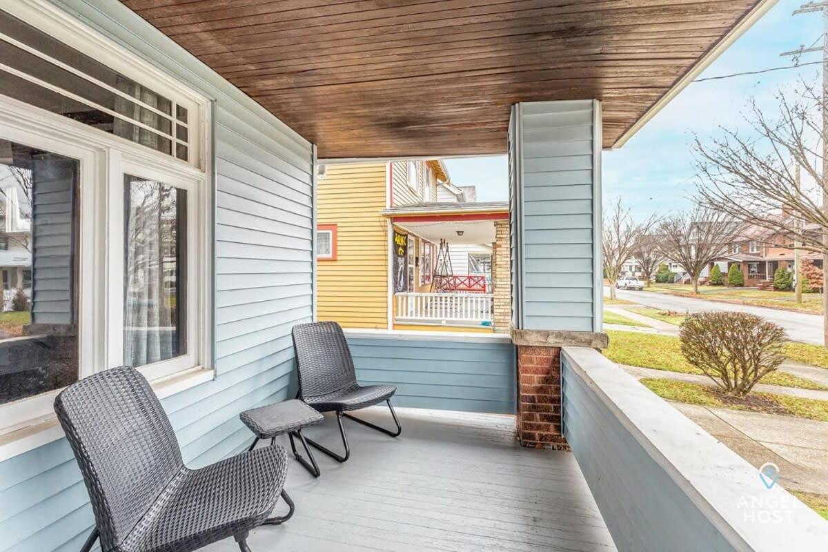 Beautifully Remodeled Duplex Apt In West Blvd Cleveland Kültér fotó