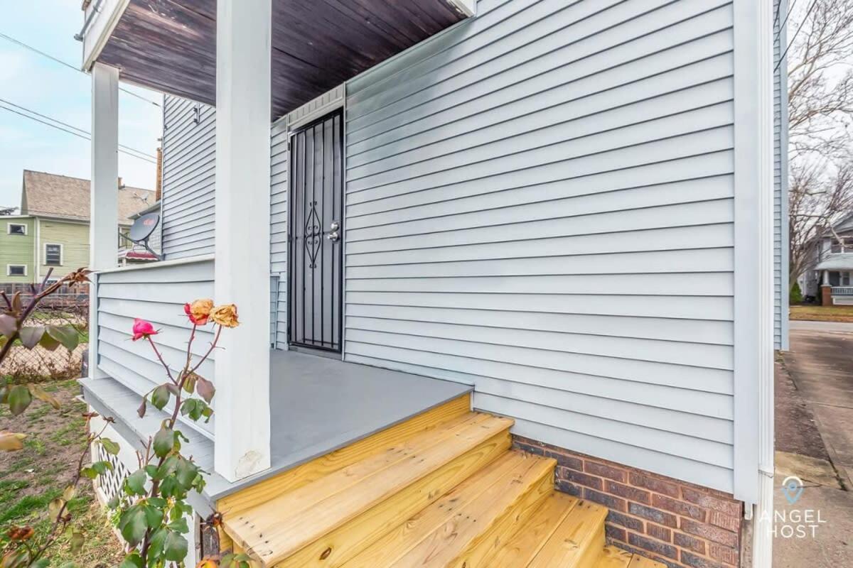 Beautifully Remodeled Duplex Apt In West Blvd Cleveland Kültér fotó