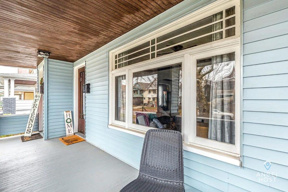 Beautifully Remodeled Duplex Apt In West Blvd Cleveland Kültér fotó