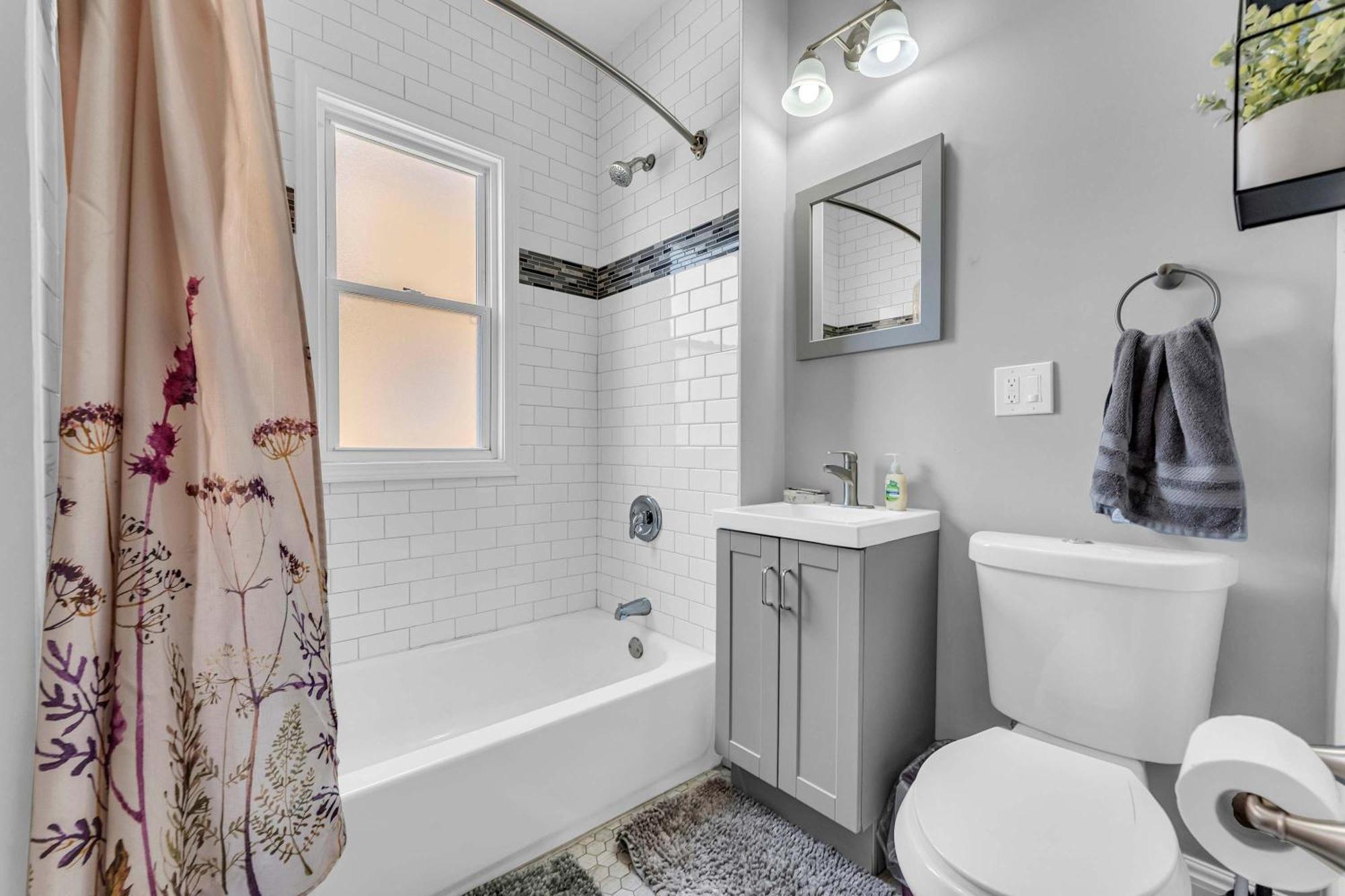 Beautifully Remodeled Duplex Apt In West Blvd Cleveland Kültér fotó