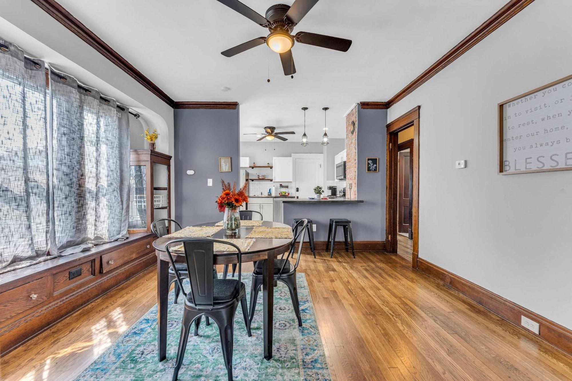 Beautifully Remodeled Duplex Apt In West Blvd Cleveland Kültér fotó